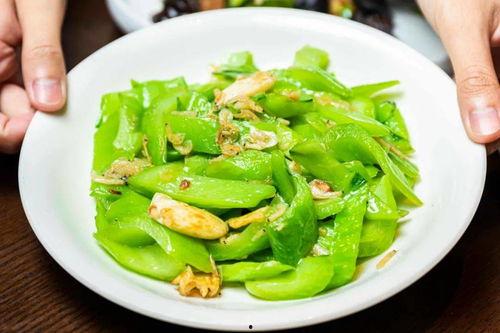 脆瓜可以炒着吃,家常美味新尝试